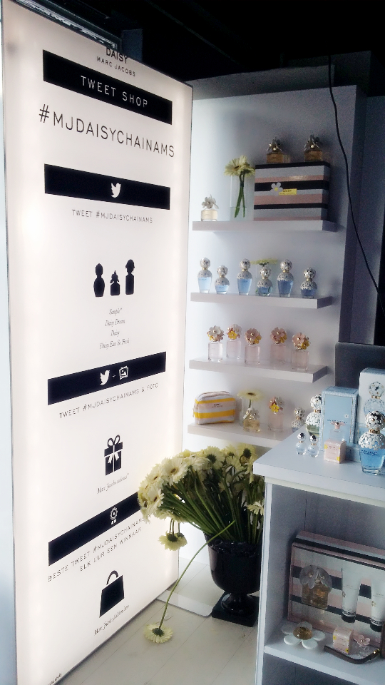 MJDaisyChainAMS (15)