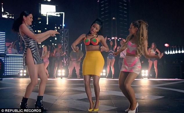 bang-bang-music-video 2