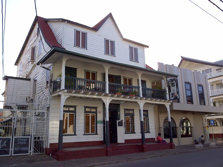 Paramaribo (111)