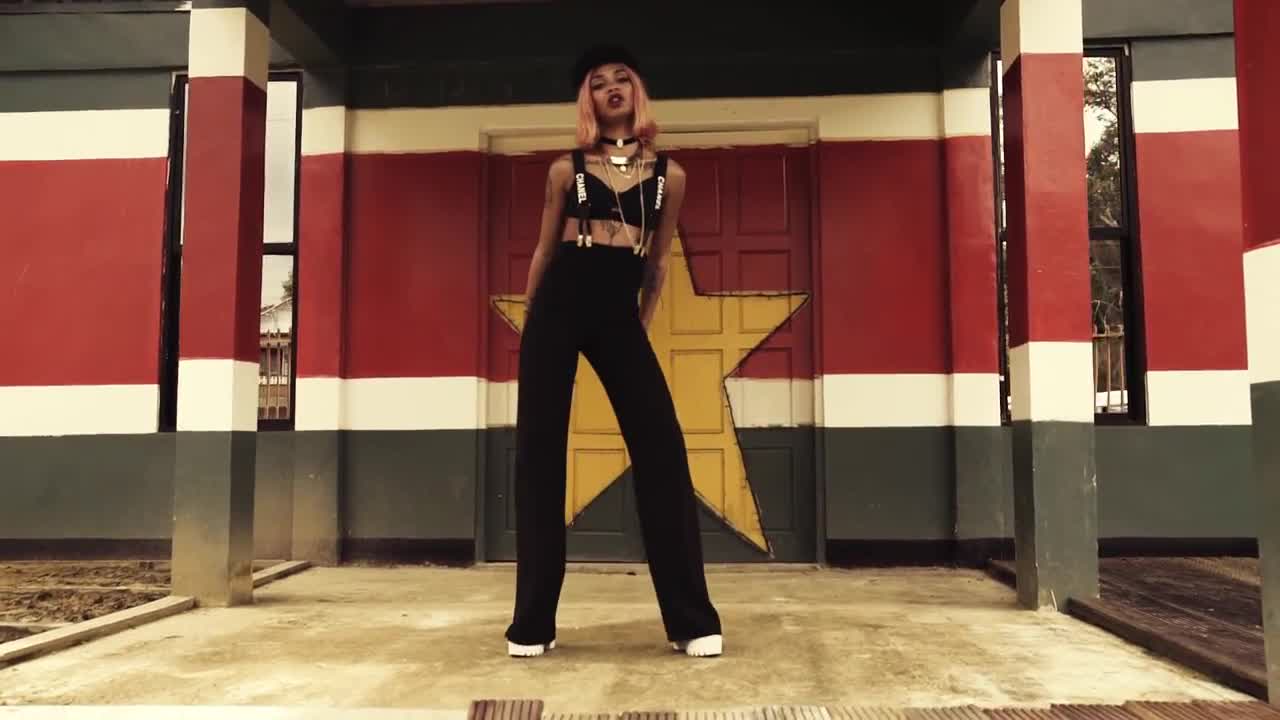 Rochelle took it to Paramaribo for latest music video – XX Fashion Diva